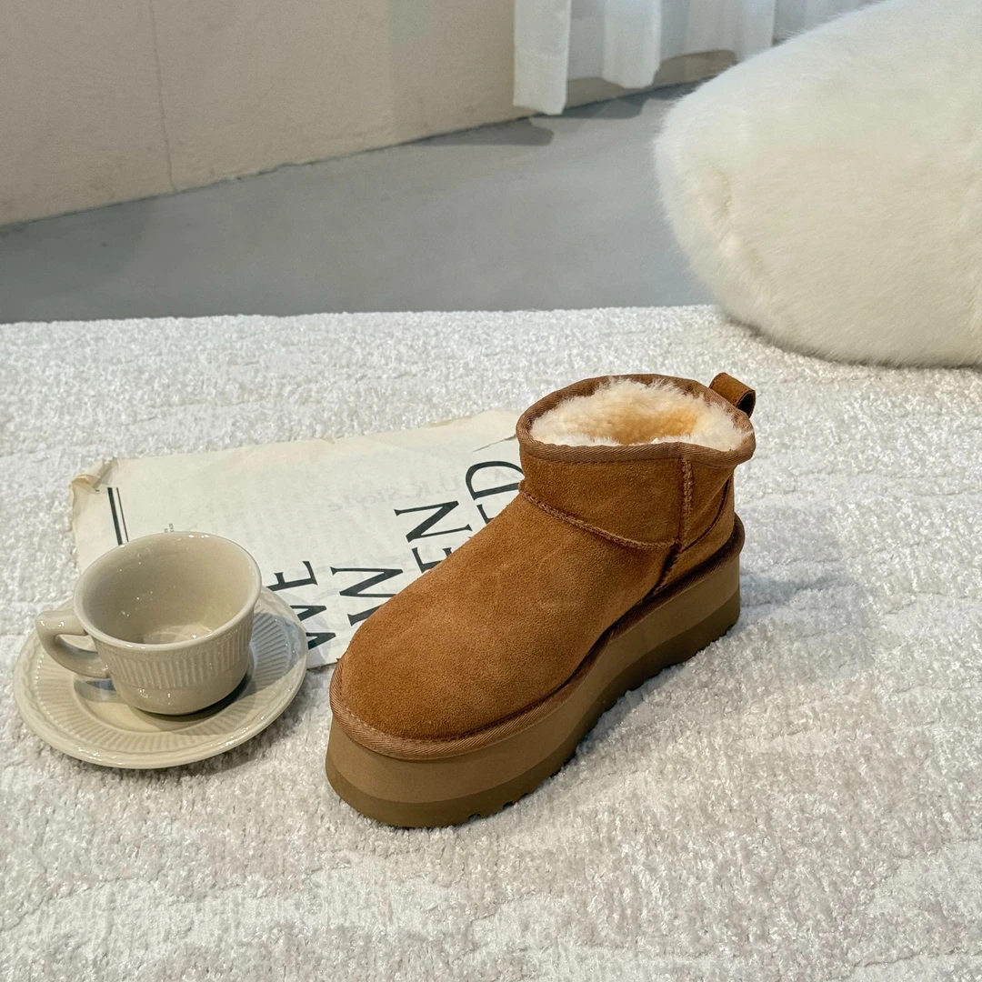 厚底经典迷你短棉鞋 纯色保暖羊皮毛一体防滑耐磨