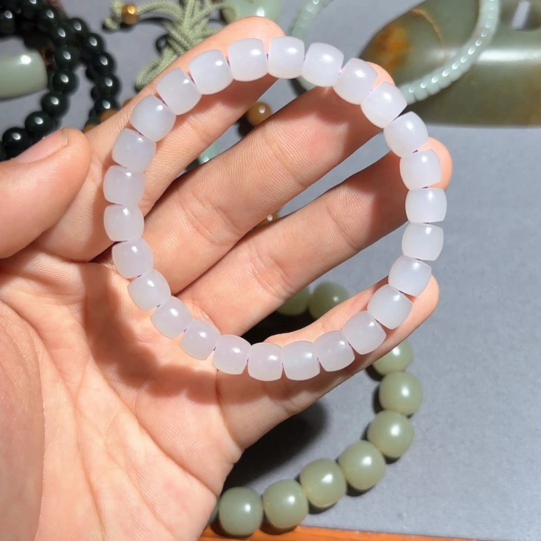 和田玉手链未镶嵌逼*猪