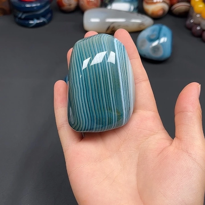 山***筑未镶嵌玛瑙/玉髓珠宝奇石