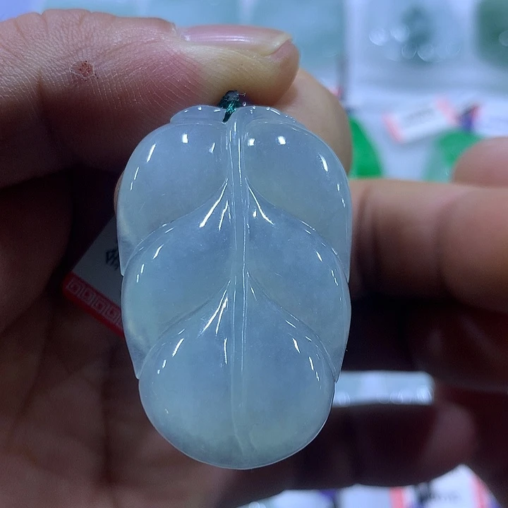 翡翠未镶嵌颈饰天然翡翠A货吊坠