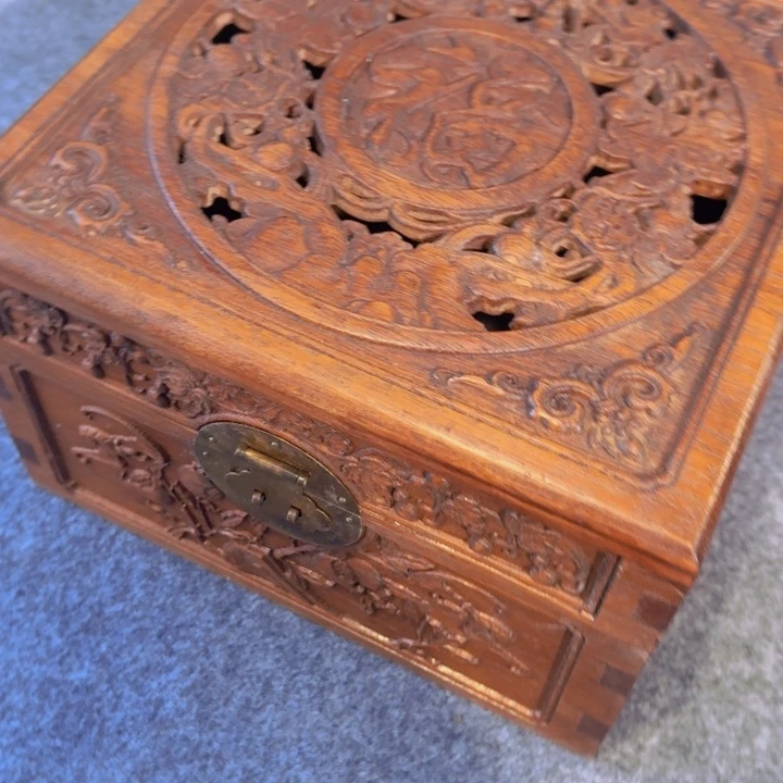 贡木箱的的的的的