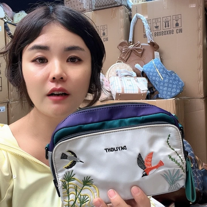 PVC包包包包吧包包吧