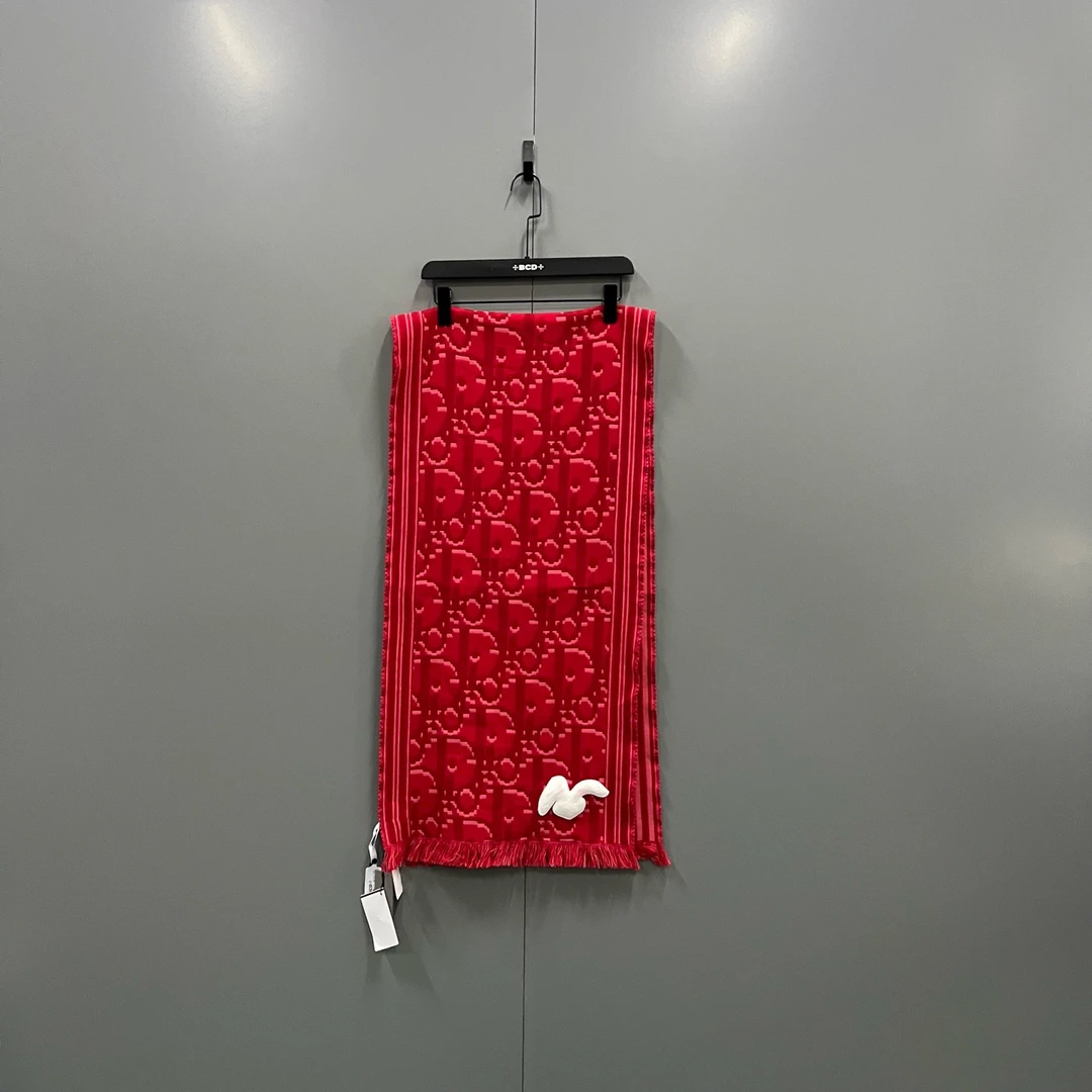 未使用 DIOR/迪奥 zz 红色字母兔子围巾 均码/全新/017705