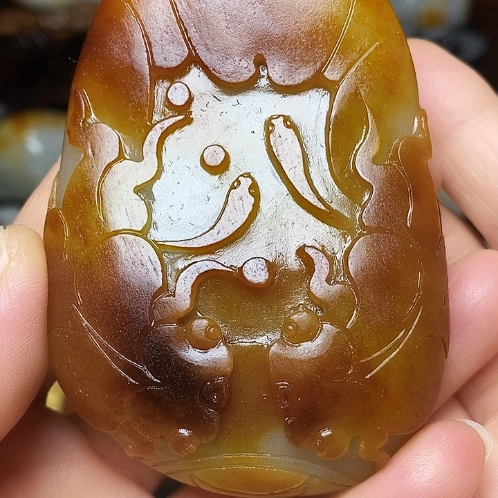 大***兴和田玉未镶嵌车挂