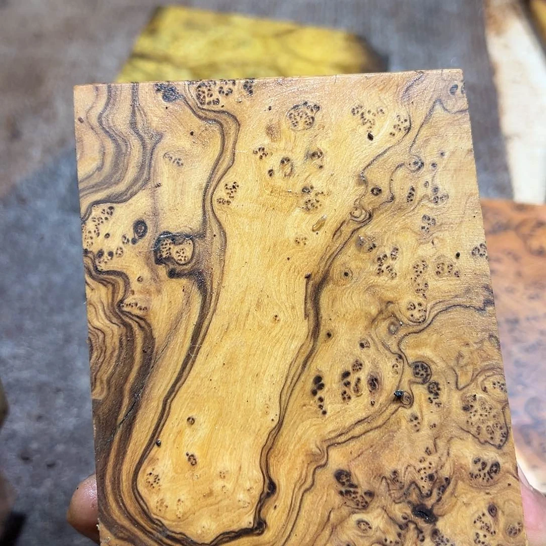 非洲檀香无事牌愚*