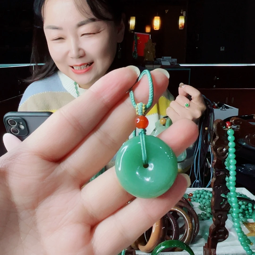 密玉（石英质玉）合金颈饰