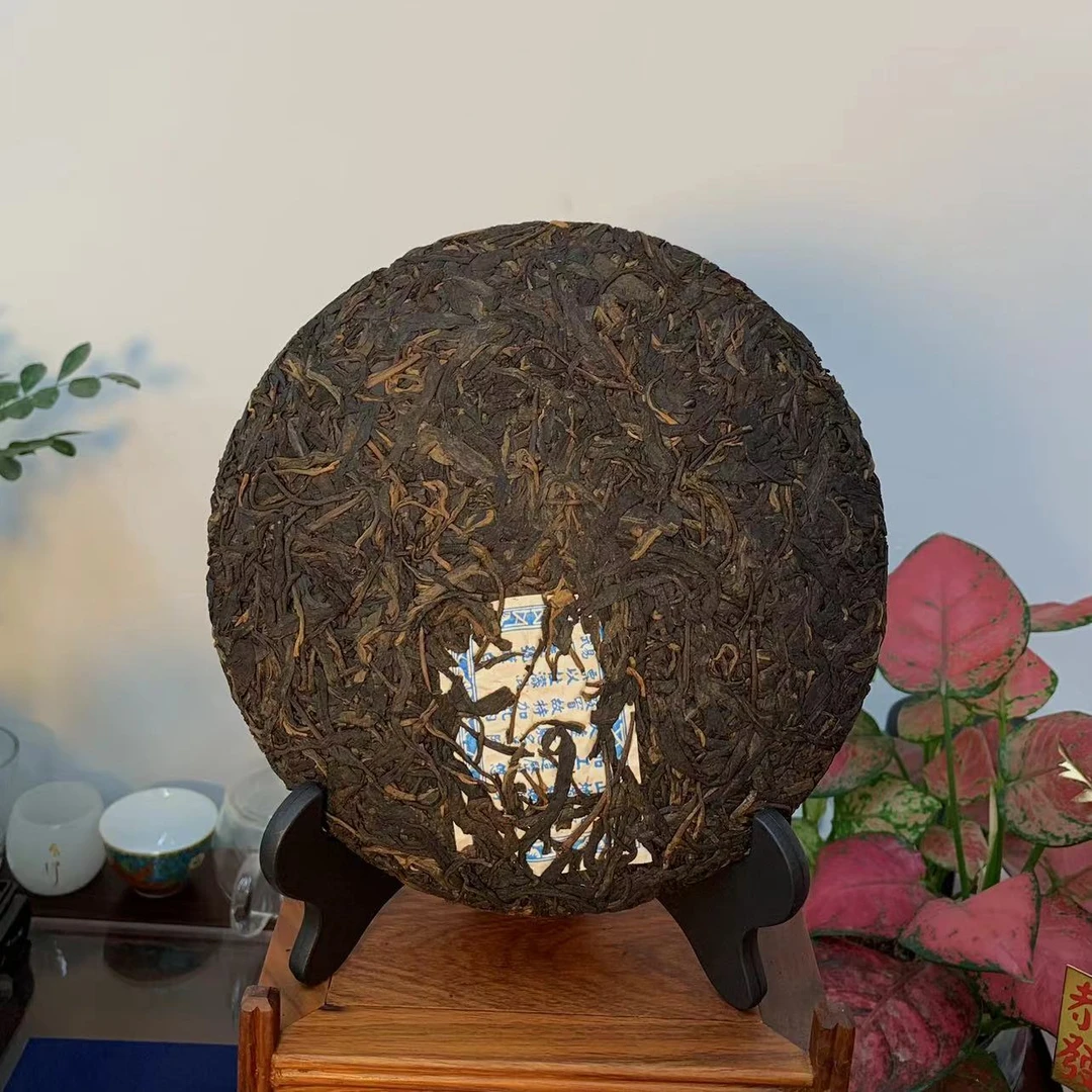G.80年代蓝标双狮T庆号 普洱茶生茶 整饼400g