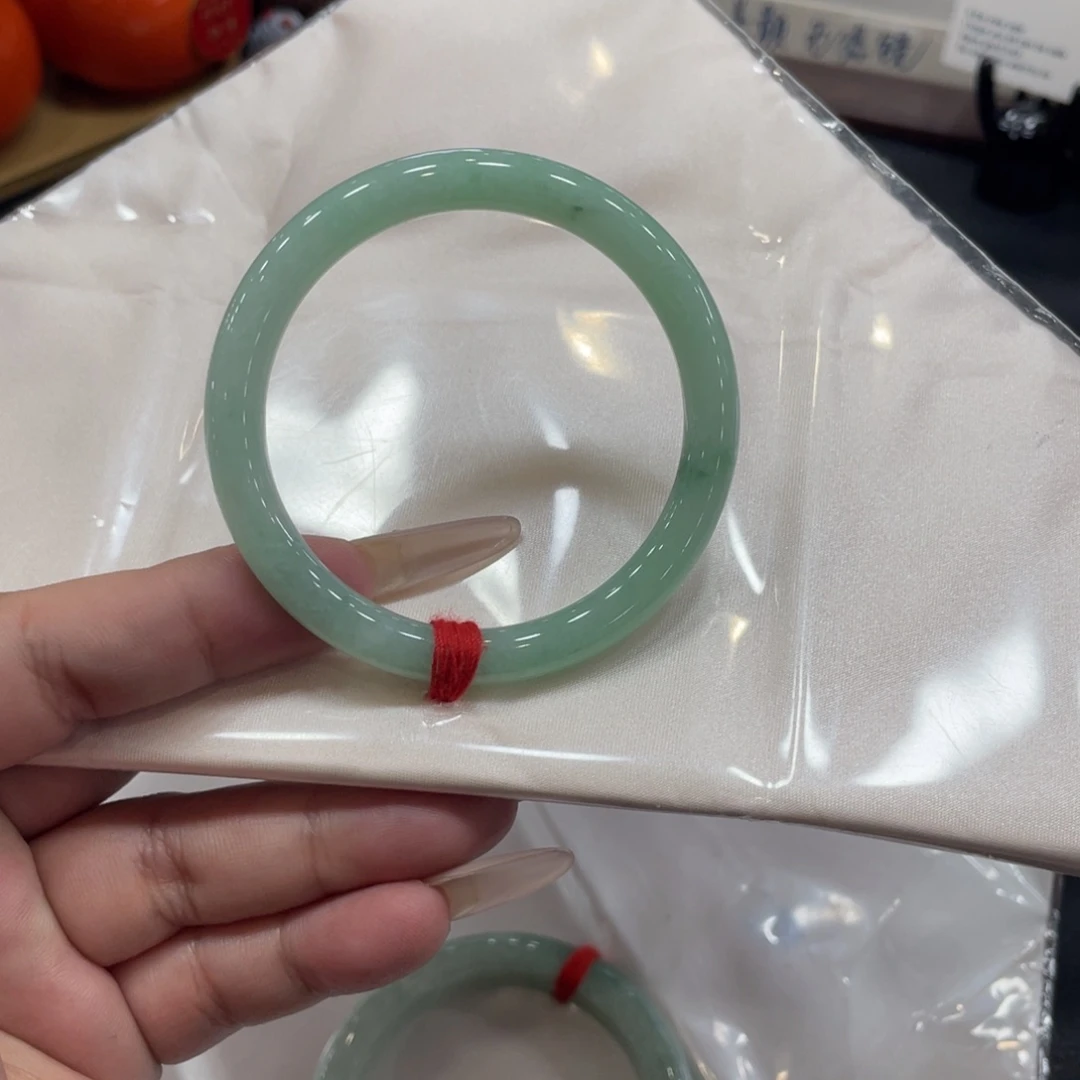 翡翠未镶嵌手镯天然缅甸翡翠28