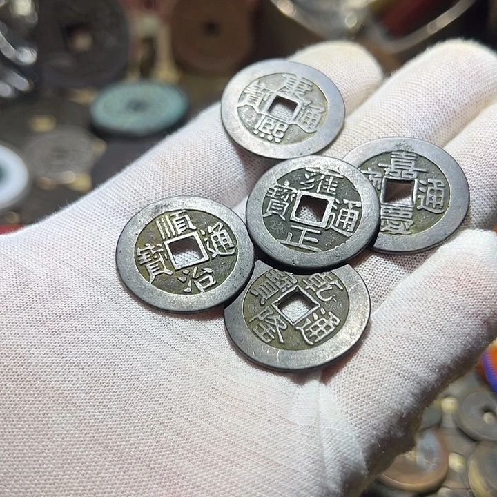天***九工艺品铜钱币摆件