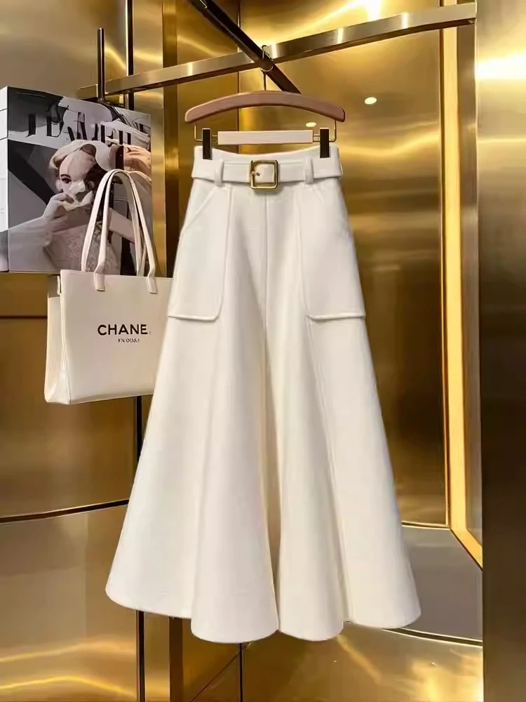 2025春季今年流行爆款高级感超好看气质白色a字加厚半身长裙