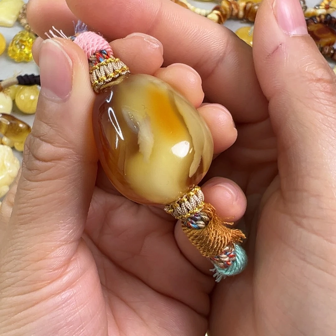 蜜蜡裸石未镶嵌申****坏蜜蜡