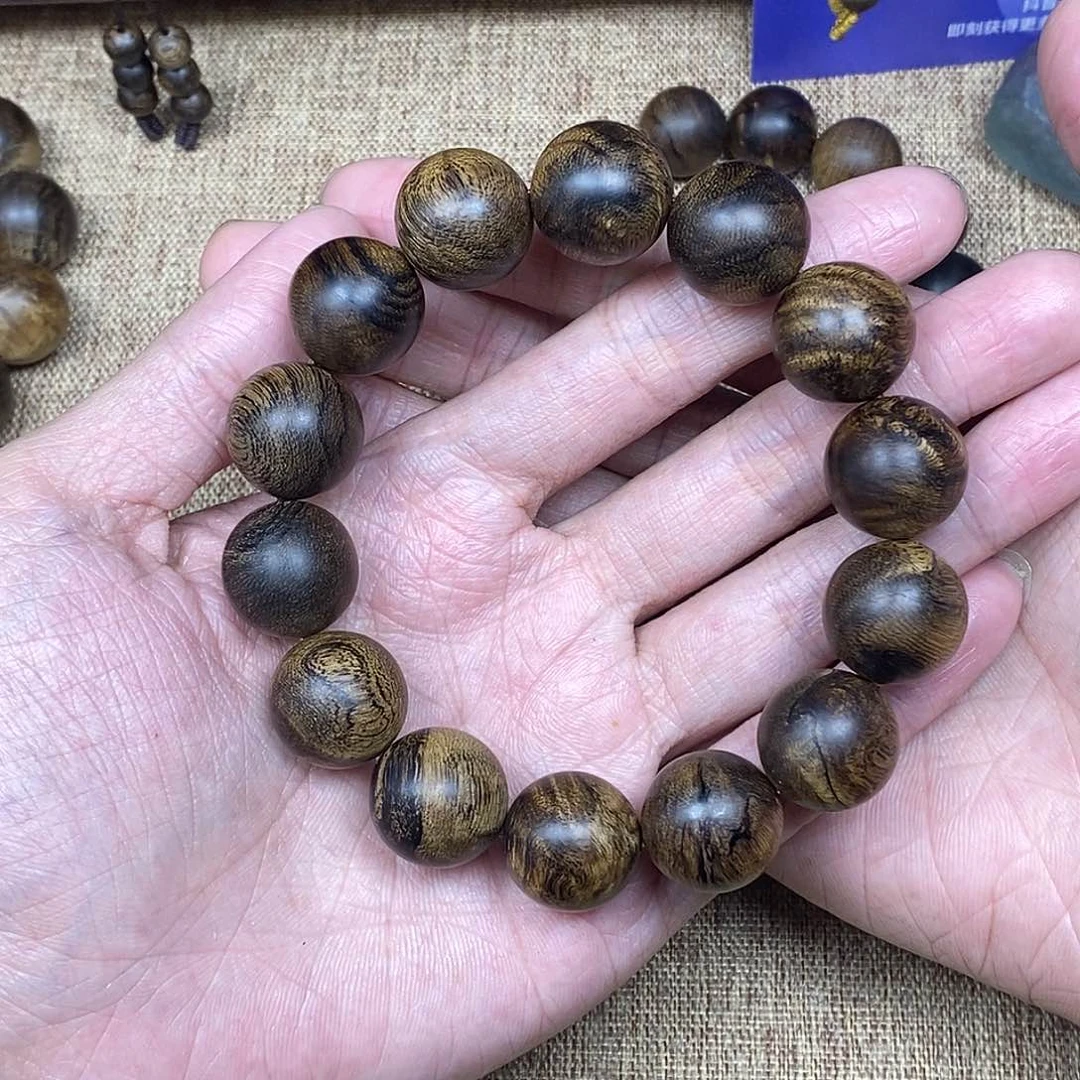 沉香手串越南芽庄白棋楠