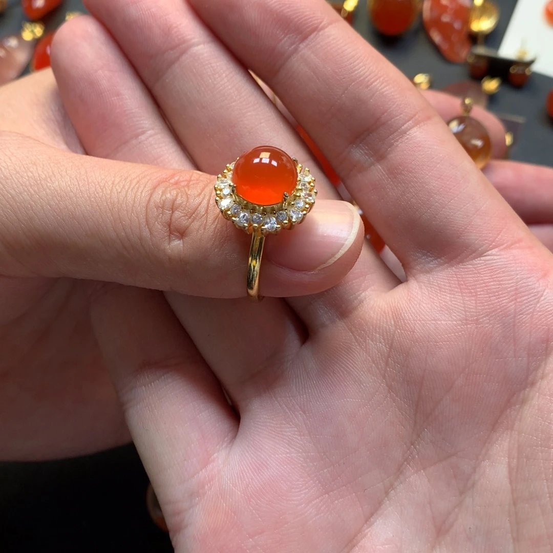 南红玛瑙未镶嵌颈饰