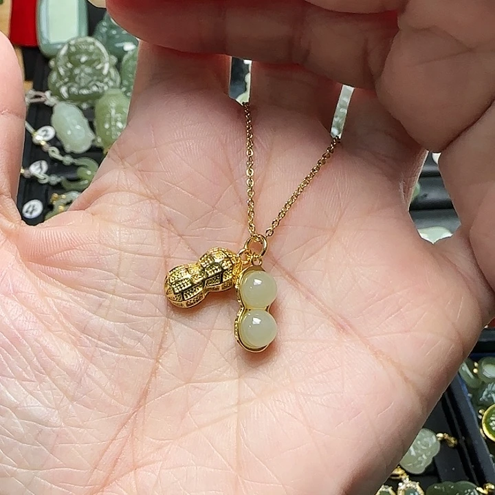 颈饰银S925镶嵌和田玉