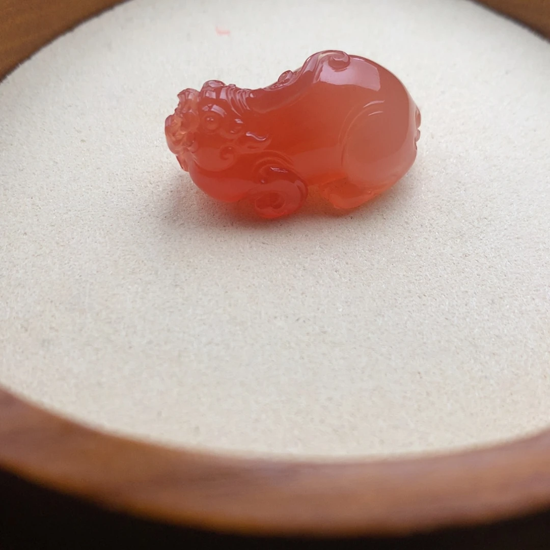 南红玛瑙未镶嵌保山天然原矿南红貔貅吊坠