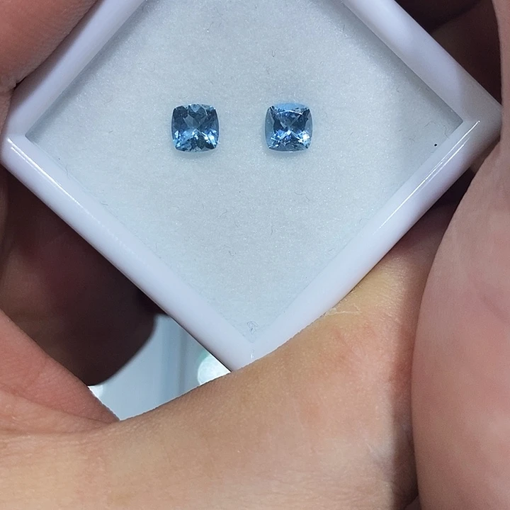 裸石海蓝宝石天然海蓝宝石1.1克拉两颗