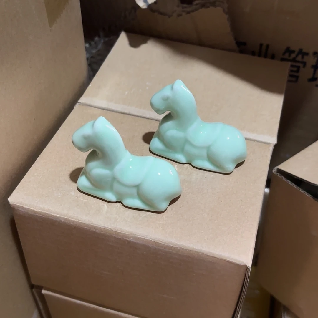 摆件景德镇现代陶瓷用品