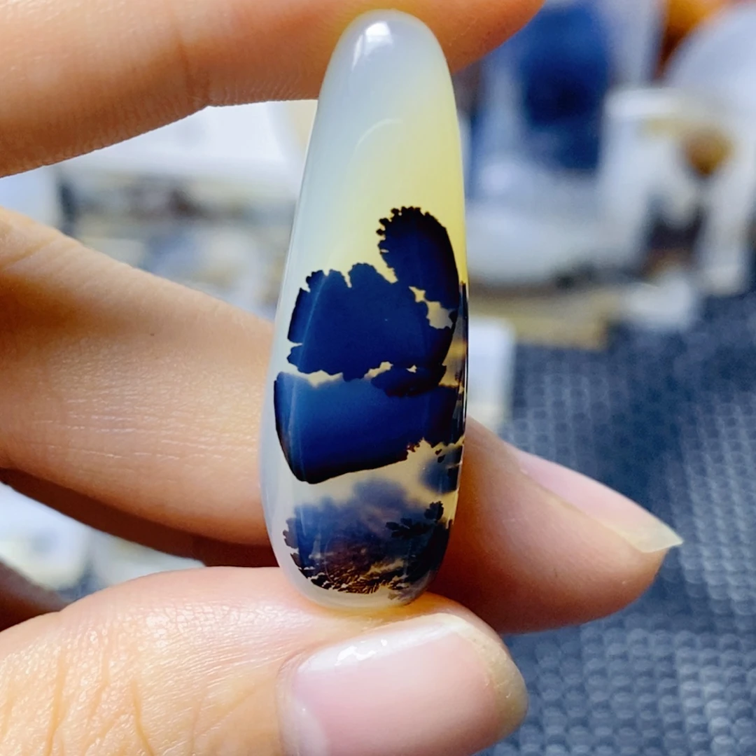 玛瑙/玉髓未镶嵌珠宝奇石