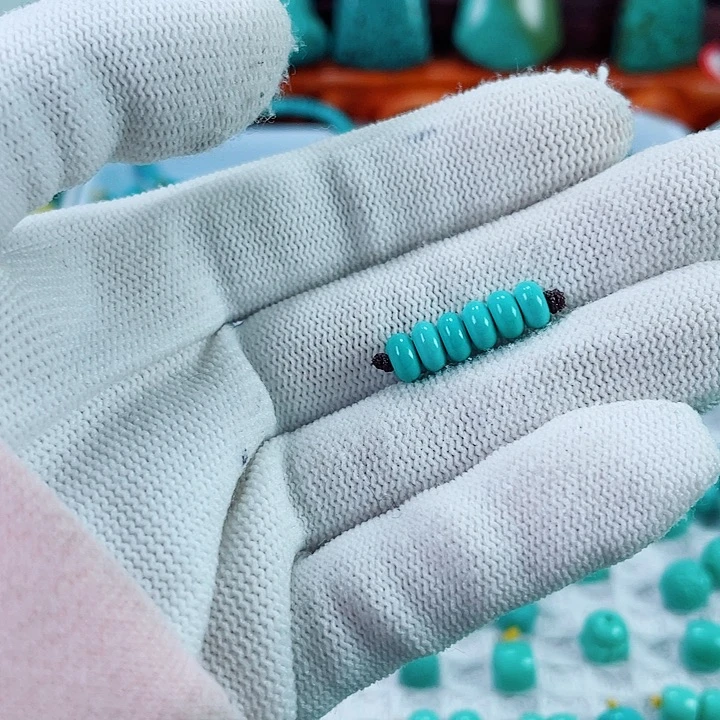 北***余南红玛瑙未镶嵌珠宝奇石