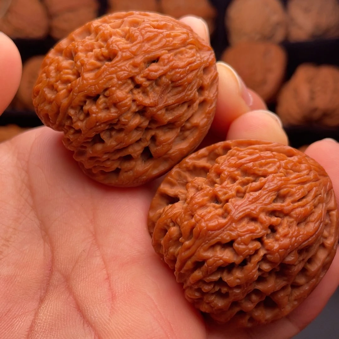 文玩核桃把件秦岭山脉