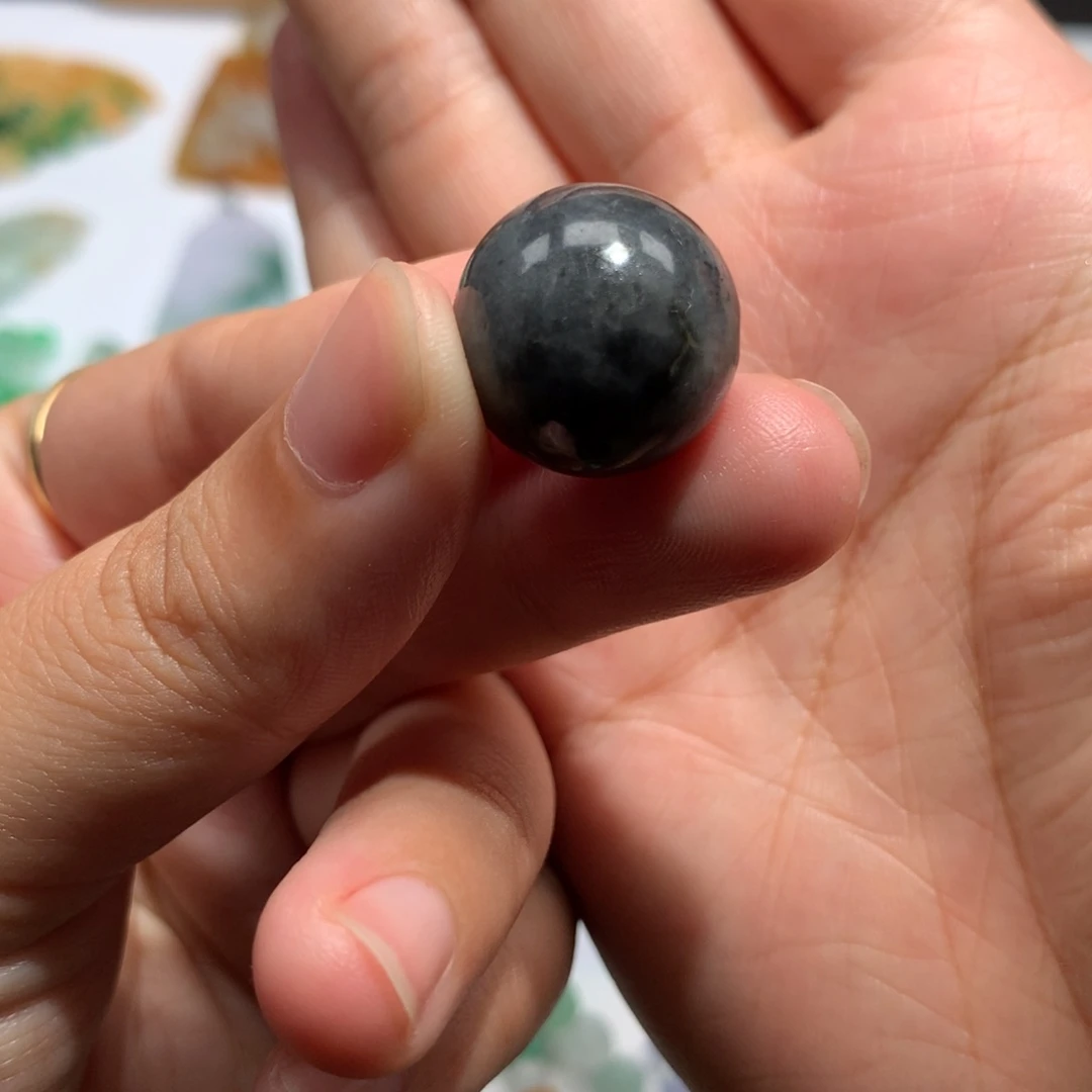 定制翡翠未镶嵌珠子