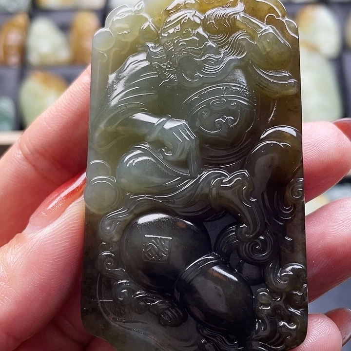 和田玉（糖玉）未镶嵌颈饰