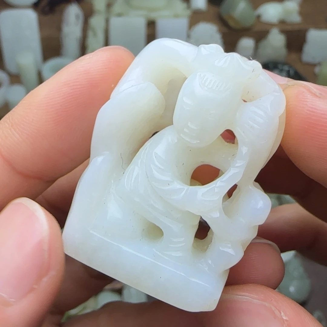 和田玉挂件未镶嵌