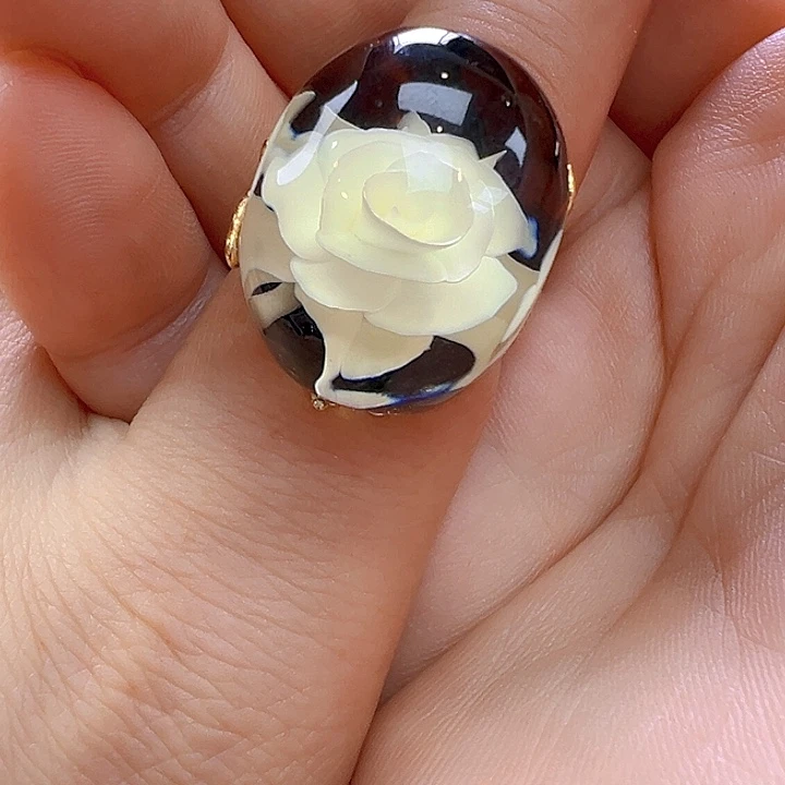 未镶嵌琥珀珠宝奇石