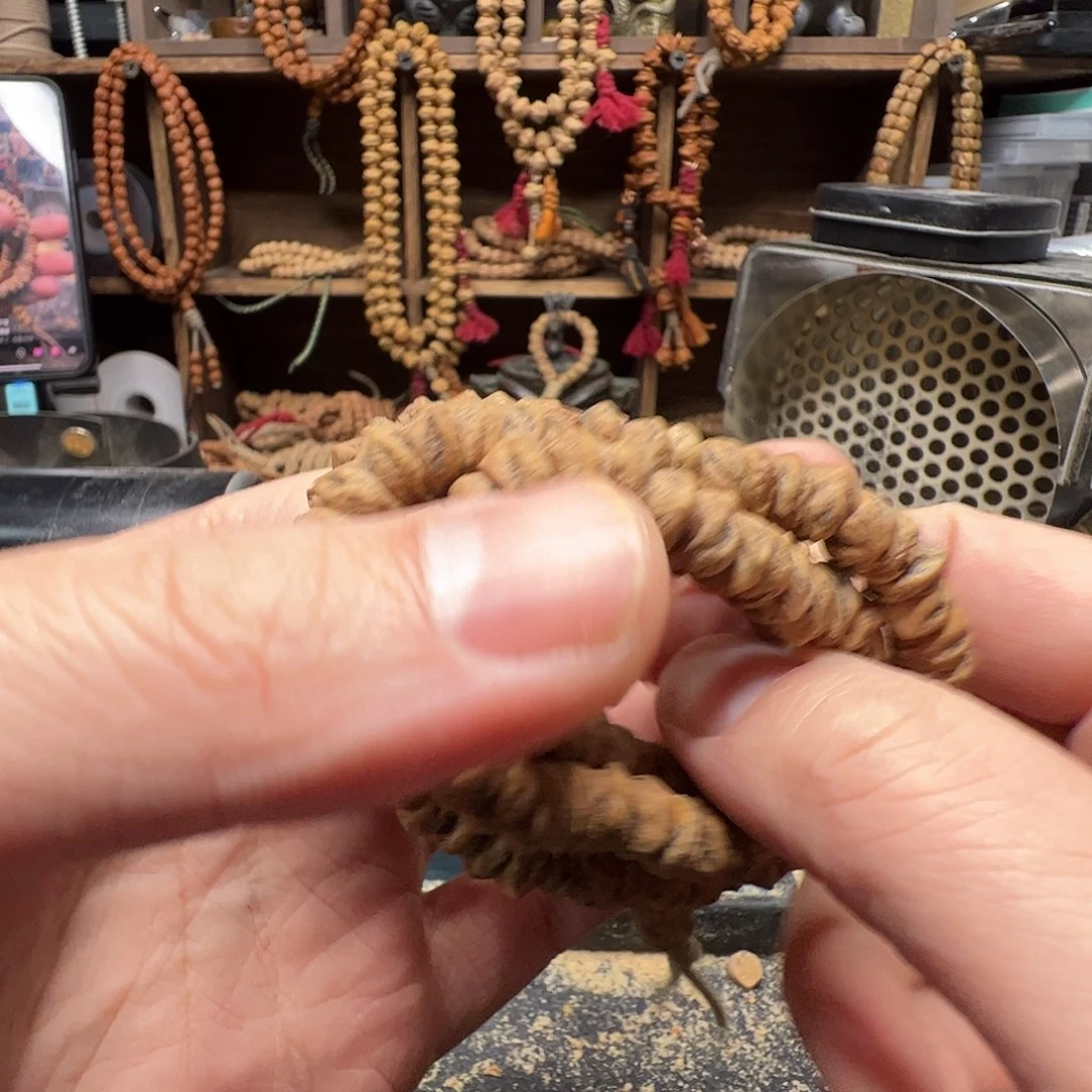 小***谢柏香籽/百香籽吊坠