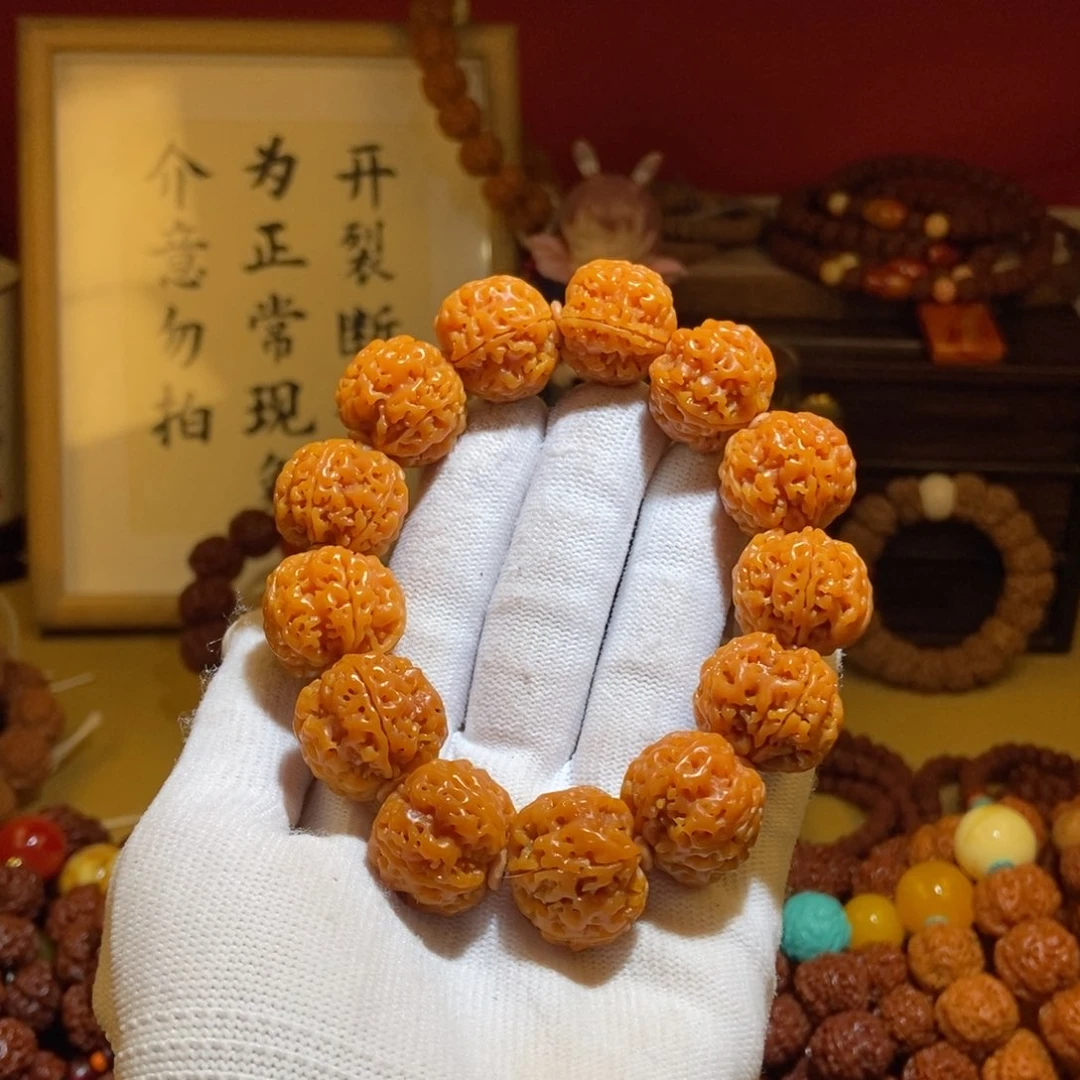 金刚菩提吊坠225半玉化
