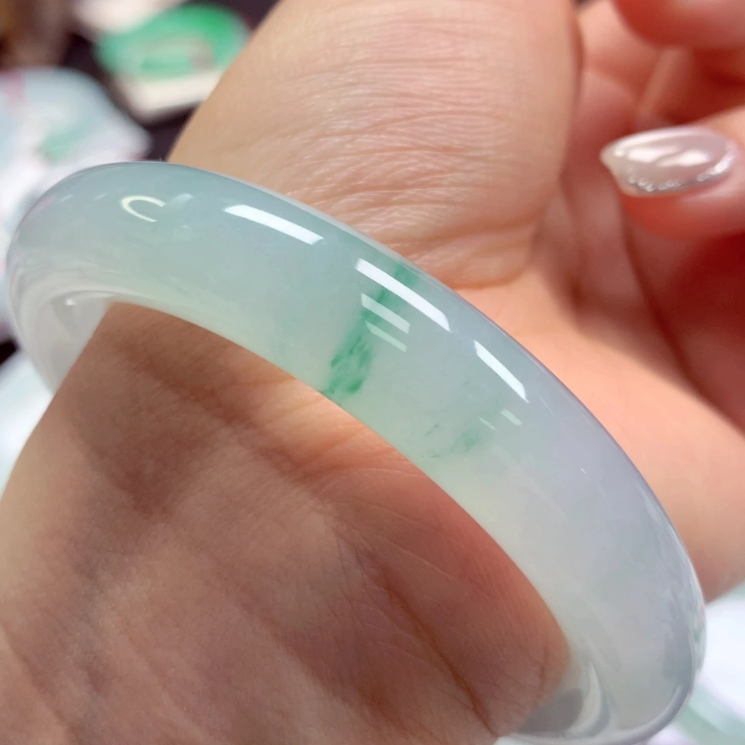 翡翠手镯未镶嵌56圆34号88