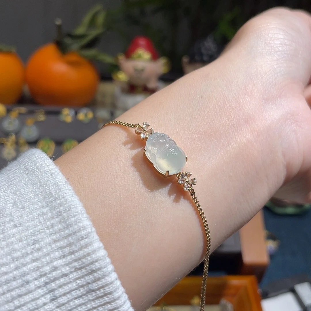 翡翠手链18K金镶嵌貔貅