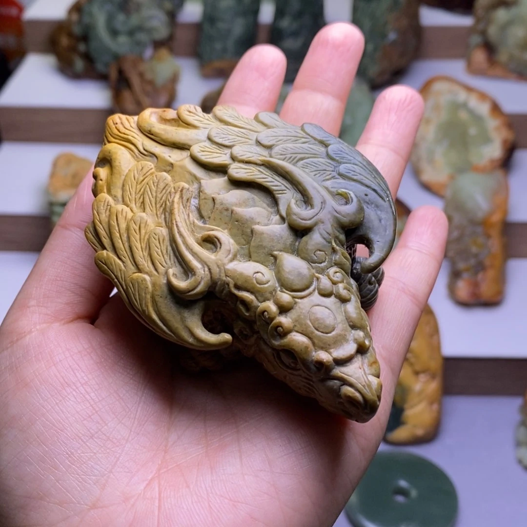 岫岩河磨玉（透闪石质玉）未镶嵌把件h****n