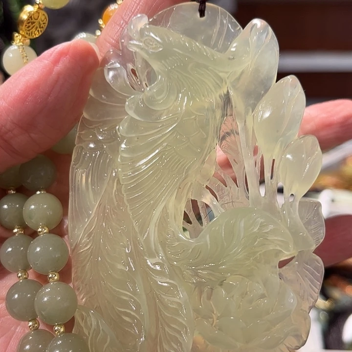 岫玉未镶嵌毛衣链