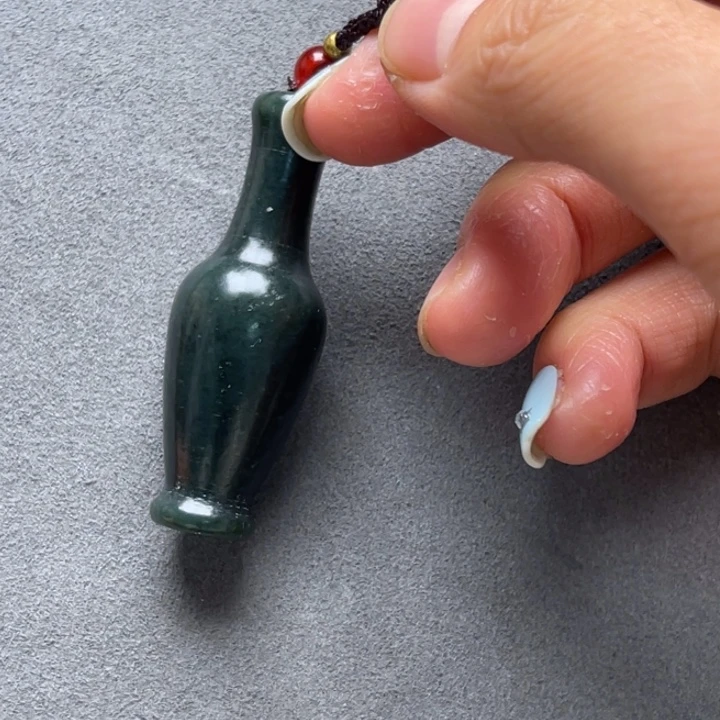 和田玉（碧玉）未镶嵌颈饰