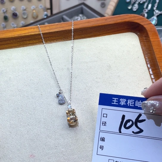 银S925镶嵌颈饰水晶