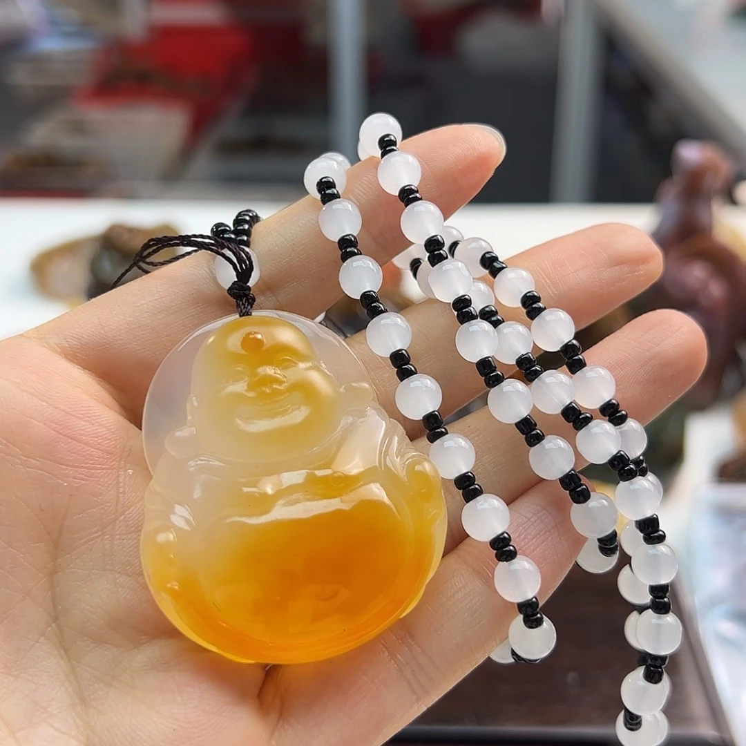 阿***学玛瑙/玉髓未镶嵌颈饰