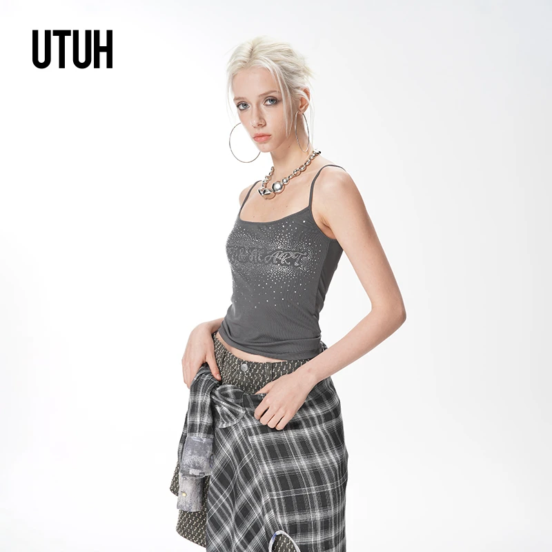 UTUH 咖色/深灰色弹力烫钻工艺华丽奢感显瘦时尚吊带女TLWWS1N017