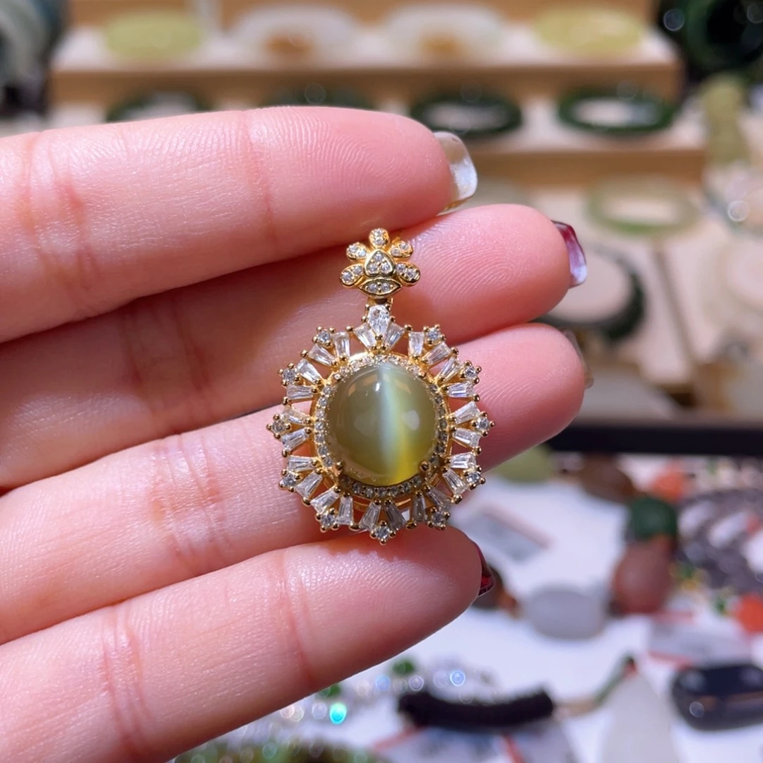 和田玉高品黄金猫吊坠银S925镶嵌