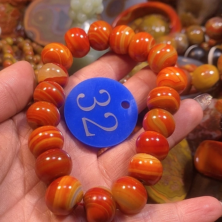 玛瑙/玉髓手镯未镶嵌欢*