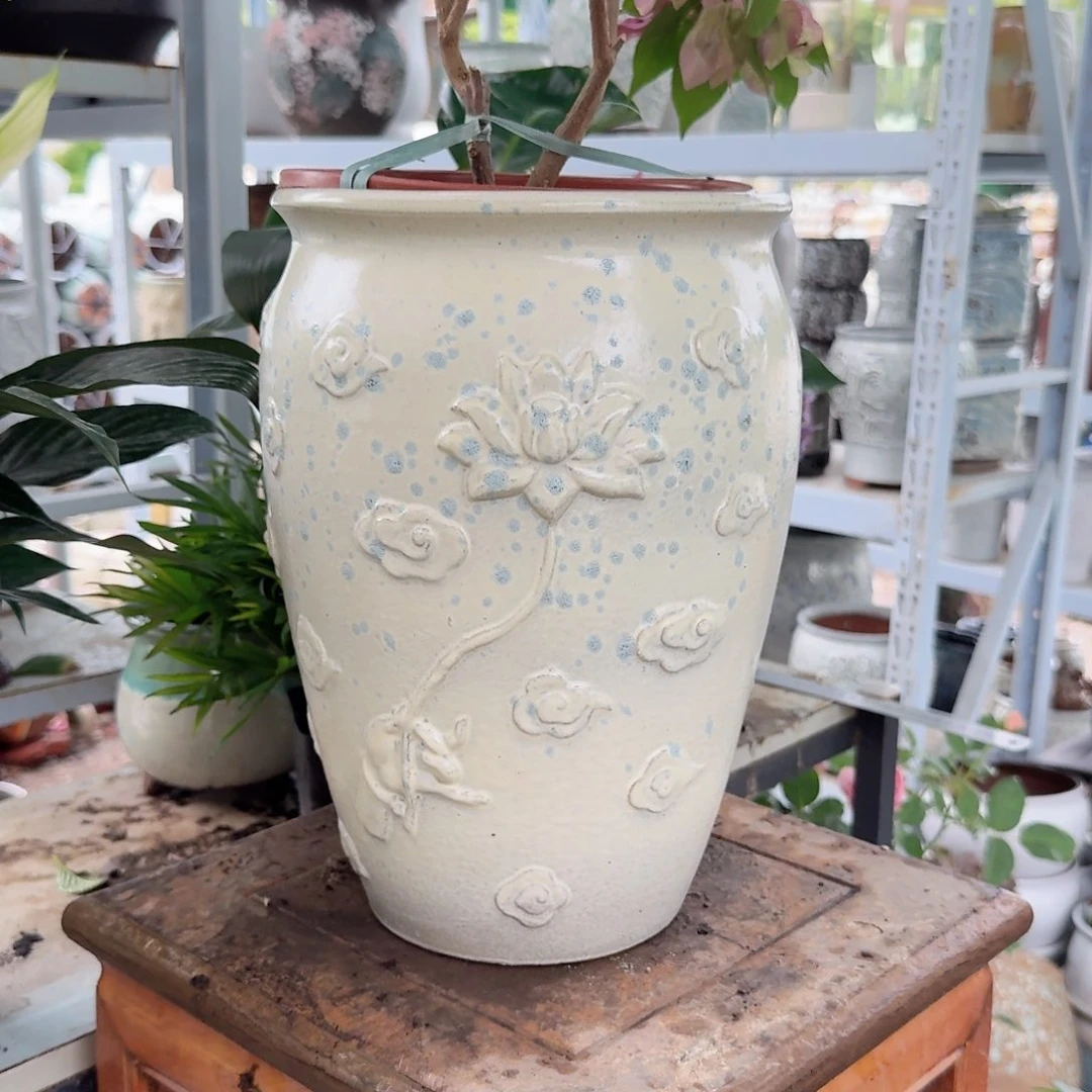 紫砂花盆口20高30（一个莲花白色老庄