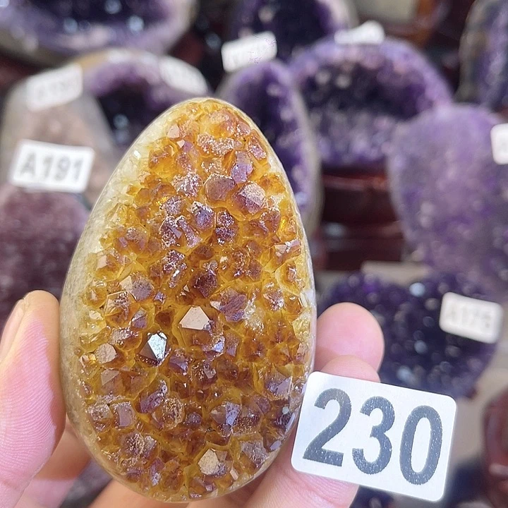 未镶嵌水晶大型摆件（非配饰）