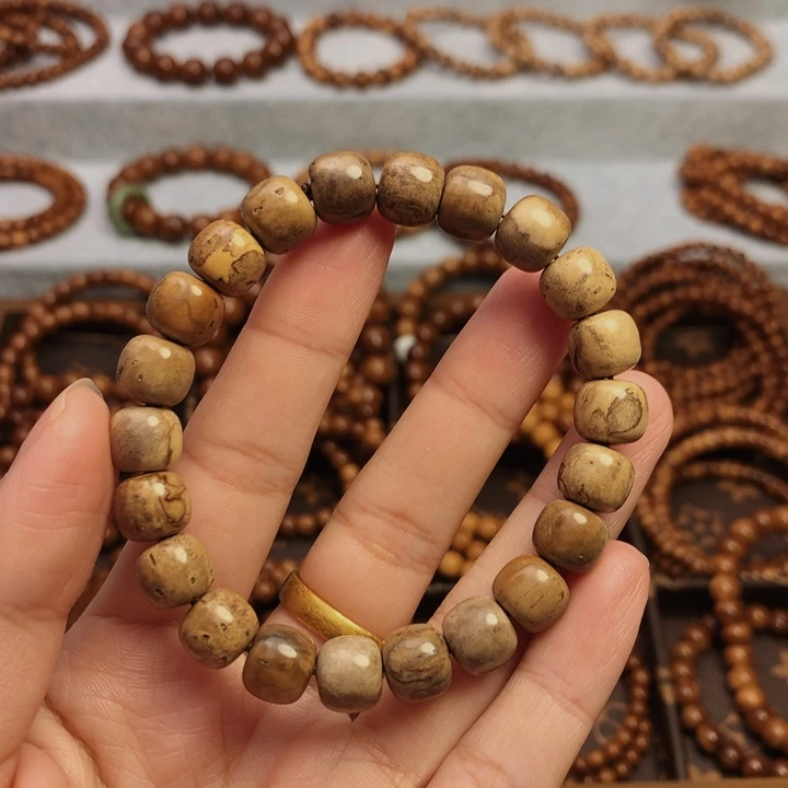 果皮天然库克精挑老型楼兰卡10单圈手串