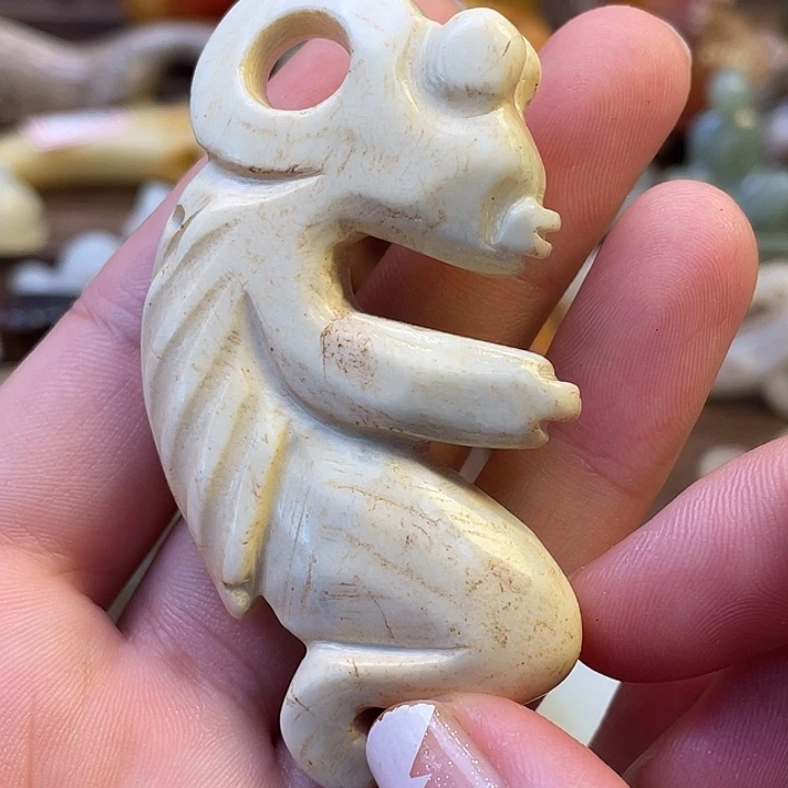 未镶嵌和田玉（糖玉）挂件