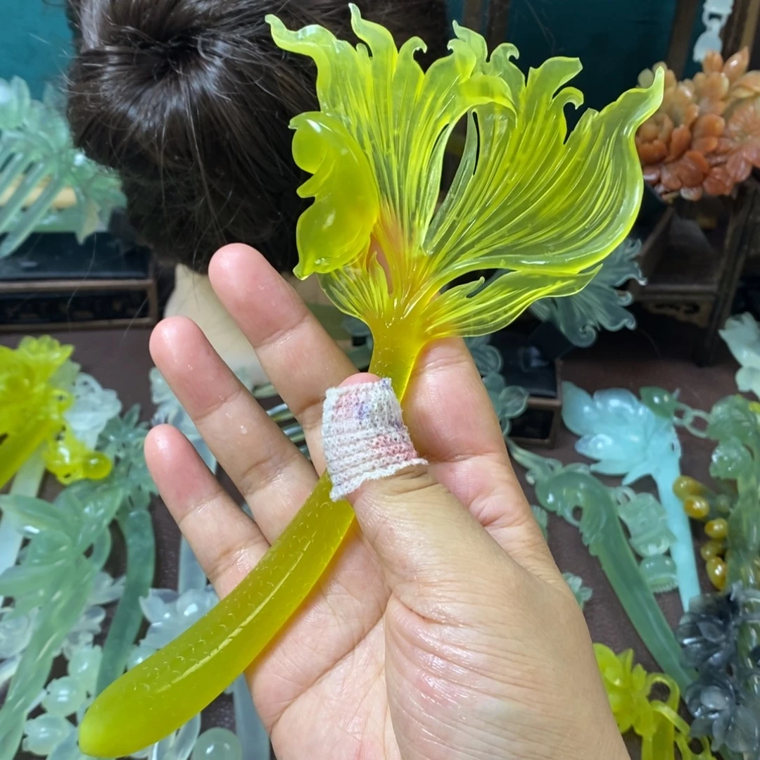 蛇纹石玉未镶嵌发饰