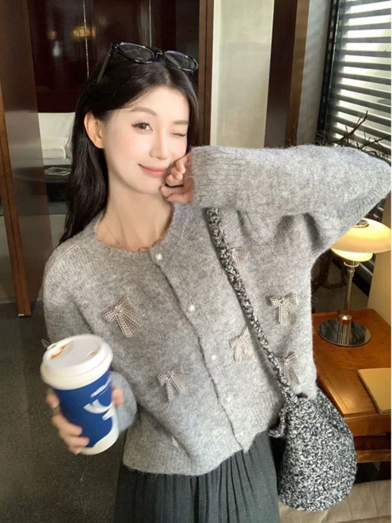 高级感甜美立体蝴蝶结软糯开衫毛衣女秋冬季新款宽松百搭气质修身