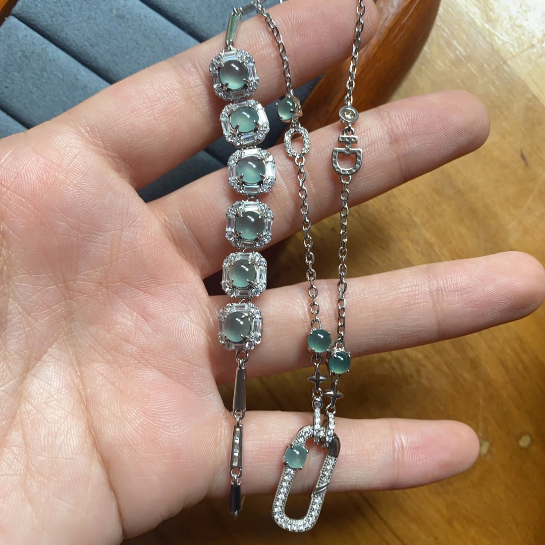 天然翡翠冰透吊坠加方糖手链两件套