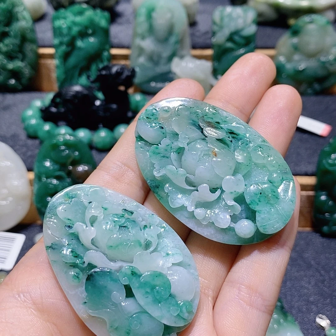 豫***瀚独山玉未镶嵌吊坠