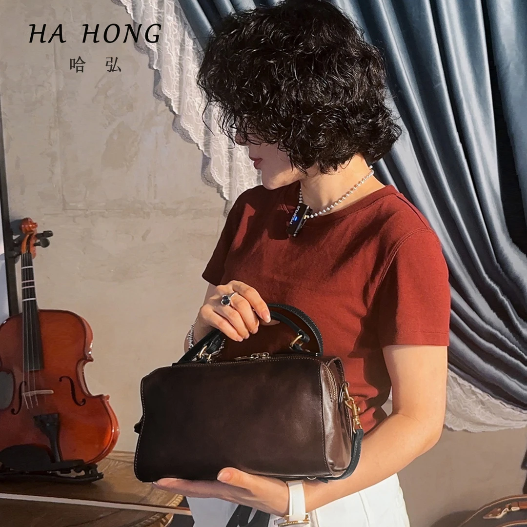 秋冬新款复古真皮头层牛皮休闲高级感金枕无忧枕头包斜挎包雅丹