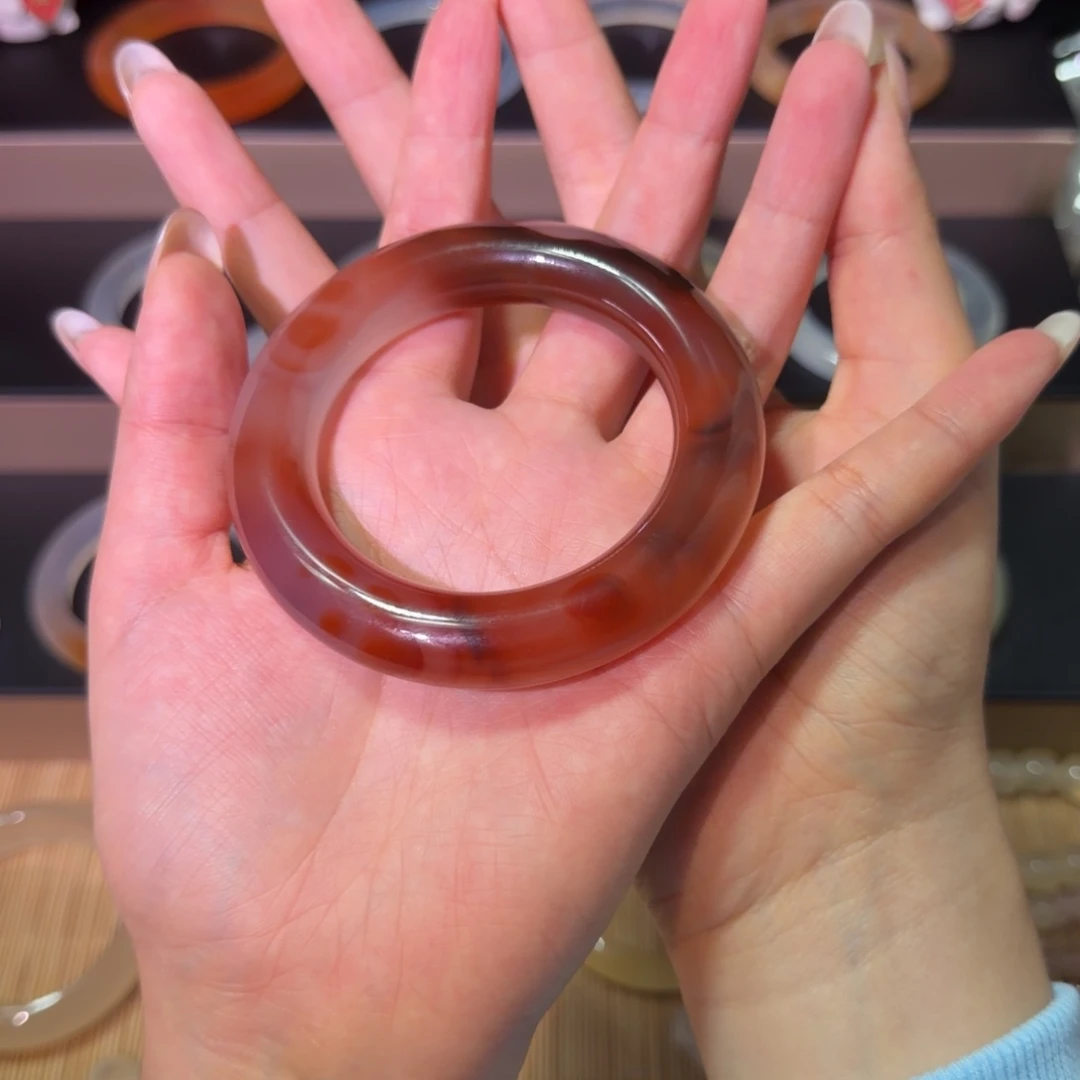 玛瑙/玉髓未镶嵌手镯